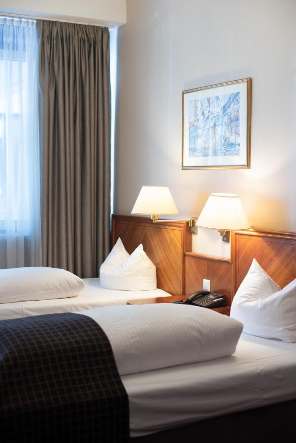 ROSS Hotel Stuttgart Buitenkant foto